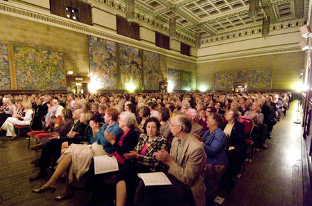 A capacity audience